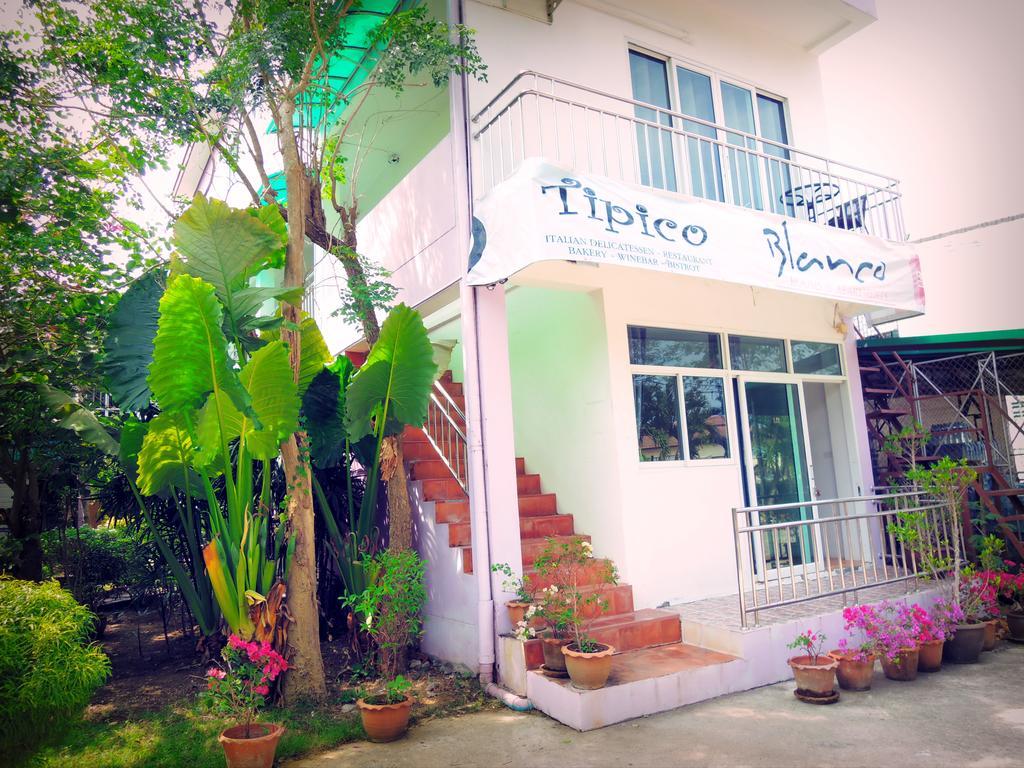Blanco Room And Apartment Ao Nang Exterior photo