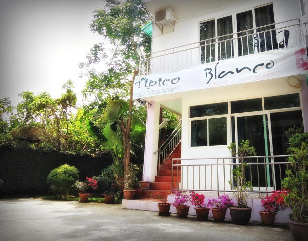 Blanco Room And Apartment Ao Nang Exterior photo